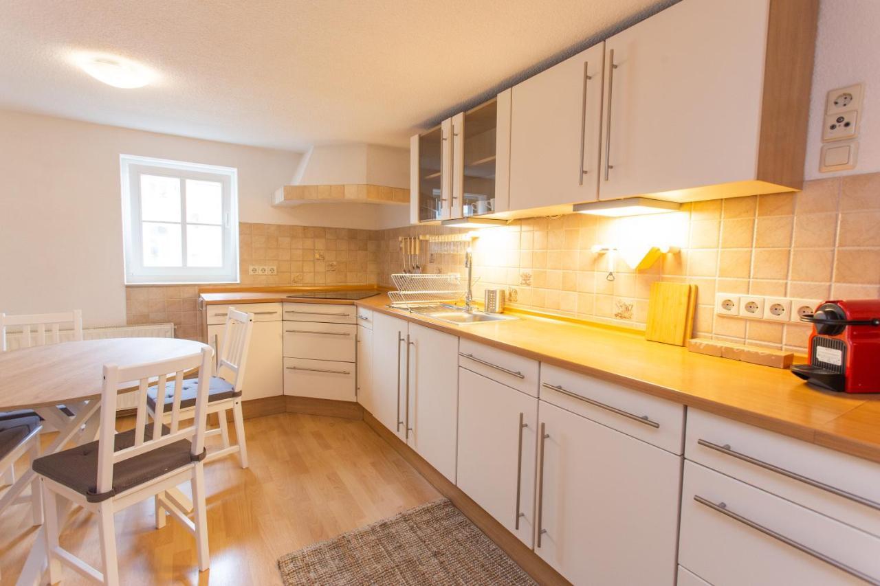 Fullhouse - Halle - Ku15 Apartments Eksteriør bilde