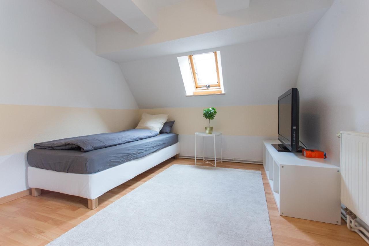 Fullhouse - Halle - Ku15 Apartments Eksteriør bilde
